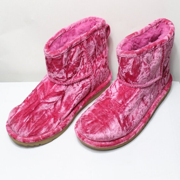 UGG 1142070K Classic Mini II Velvet Boot Pink Raspberry Fur US Size 4 EUC - Picture 2 of 8
